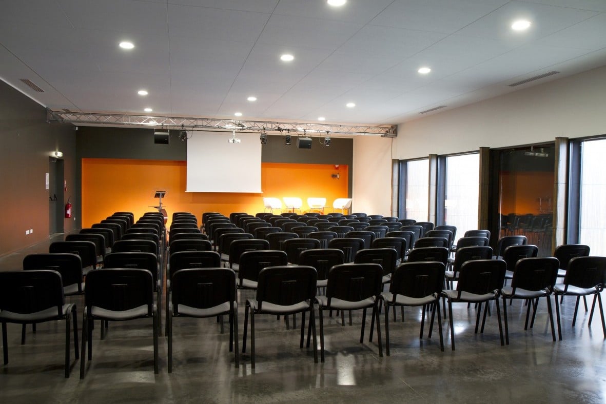 Salle du lac config auditorium